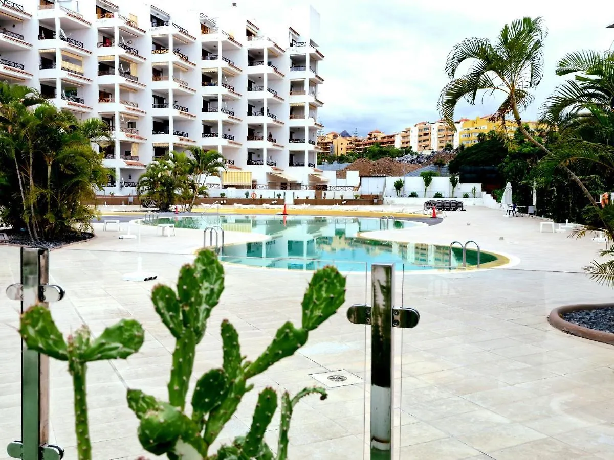 לוס כריסטיאנוס Luxury San Marino Apartment & Pool View לוס כריסטיאנוס